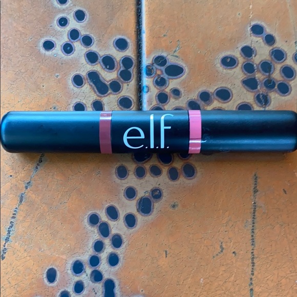 ELF Moisturizing Lipstick (set of 2) New - Picture 5 of 5